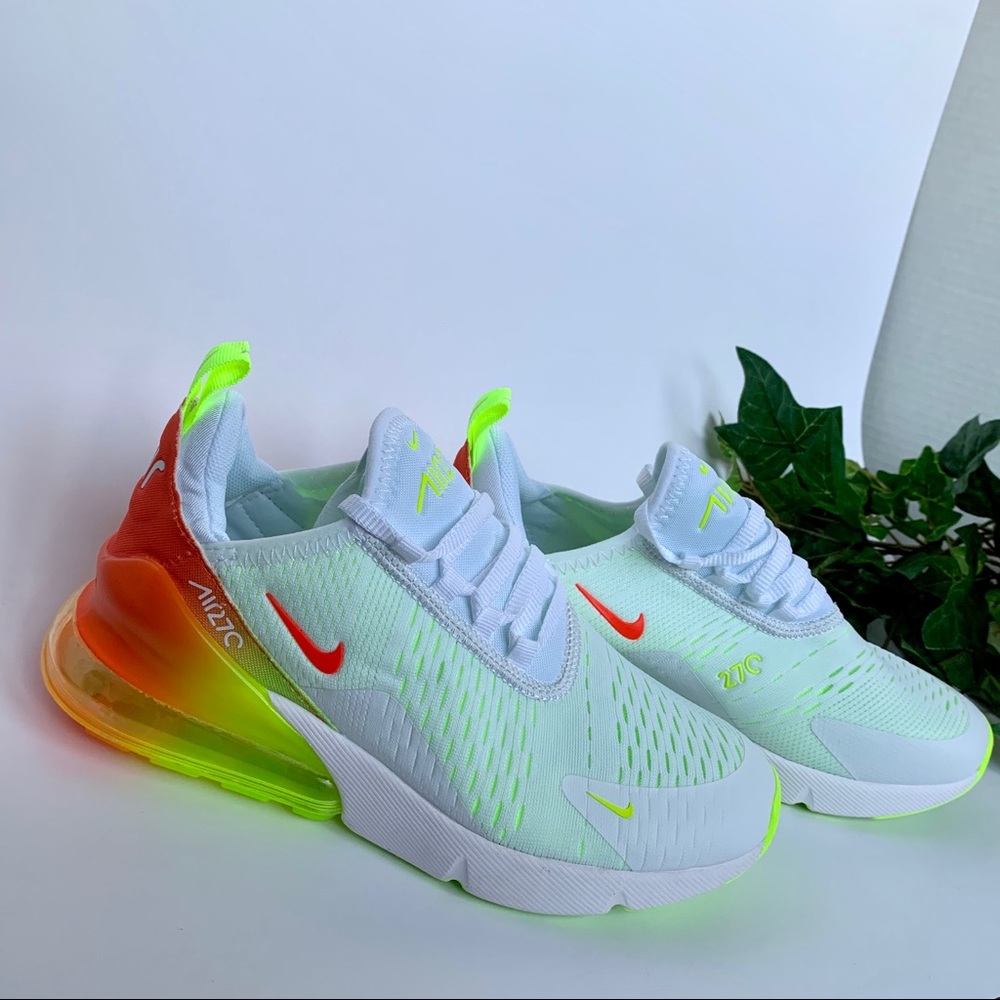 Nike Air Max 270 - Picture 5 of 8